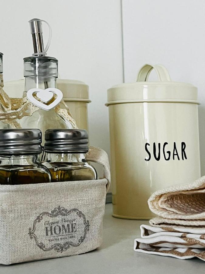Shuby Home San Pietro Vernotico Εξωτερικό φωτογραφία